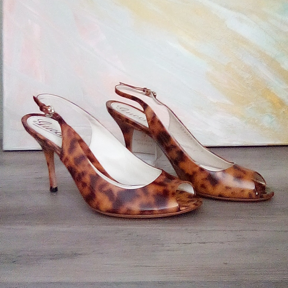Gucci Two-Tone Animal Print Patent Leather Peep-Toe Slingback Sandals